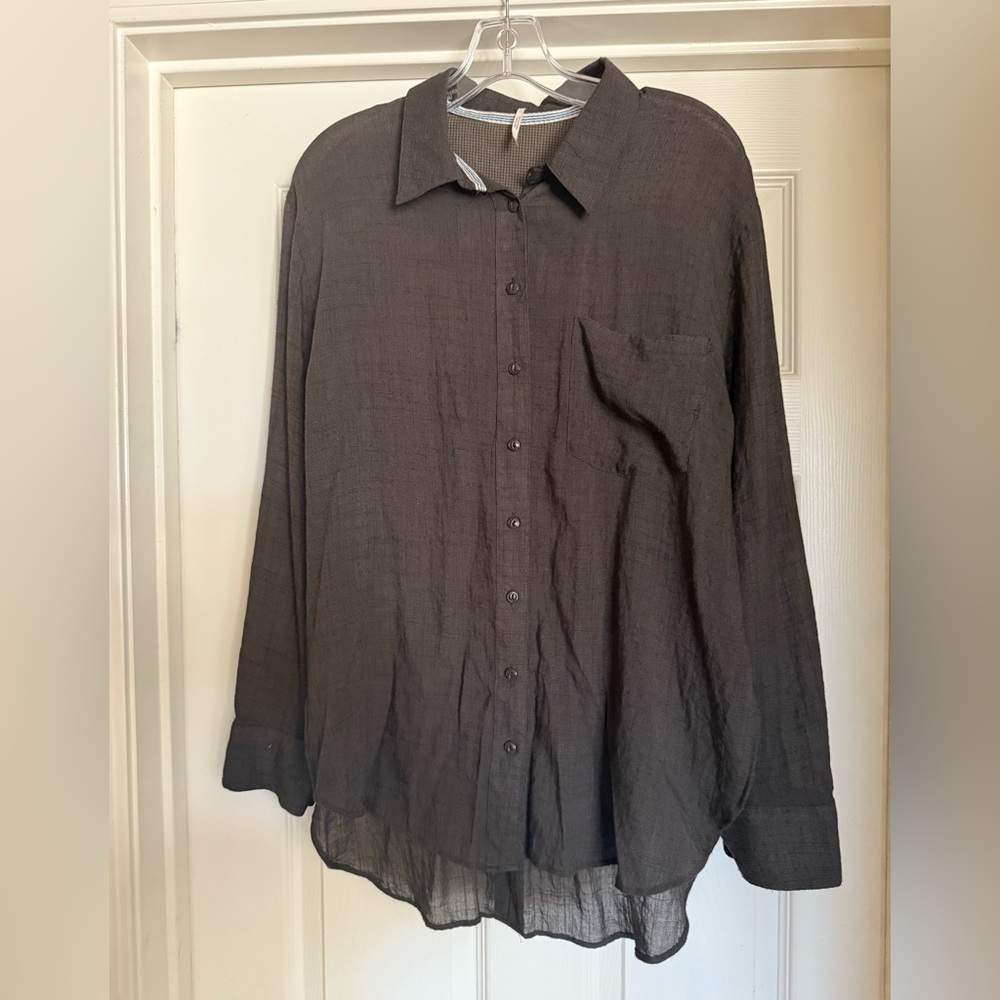 Free People women’s brown button up shirt M